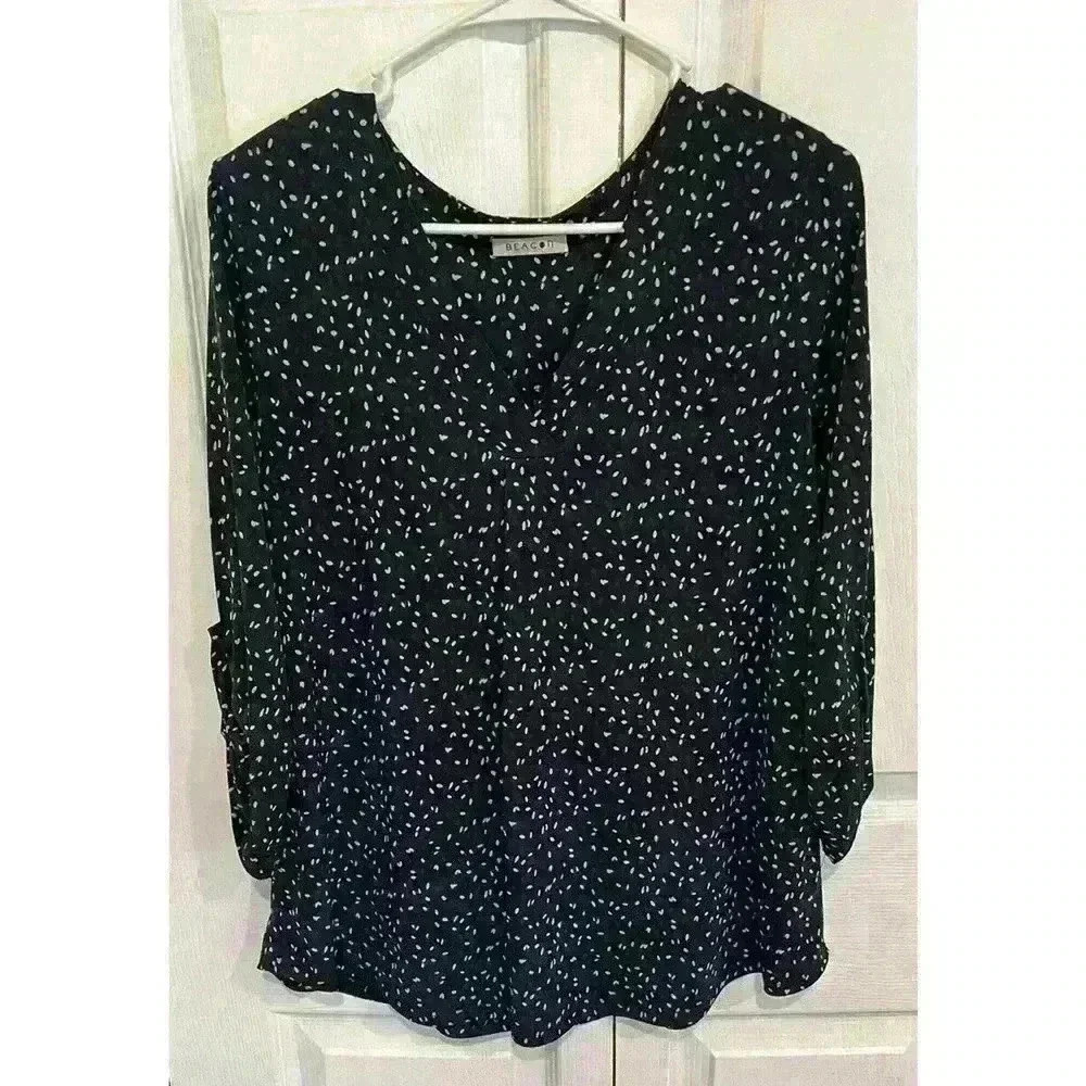 Beacon Sz Medium Womens Flowy V-neck Top 3/4 Sleeves